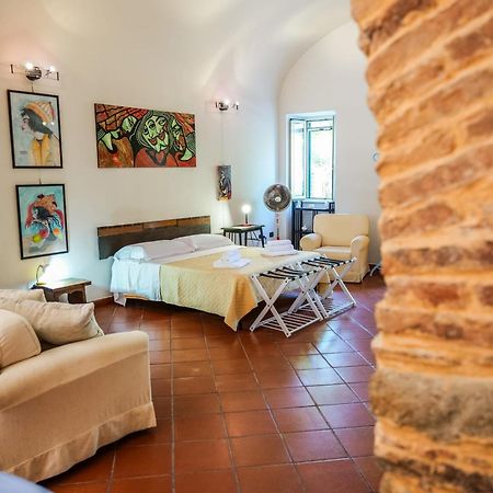 Umberto 25 Bed & Breakfast Santo Stefano di Camastra Exterior photo